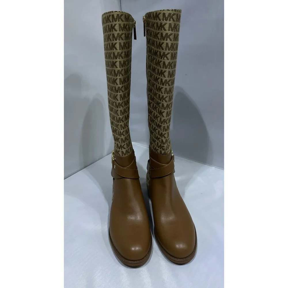 Women Michael Kors Boots - Size 5 New